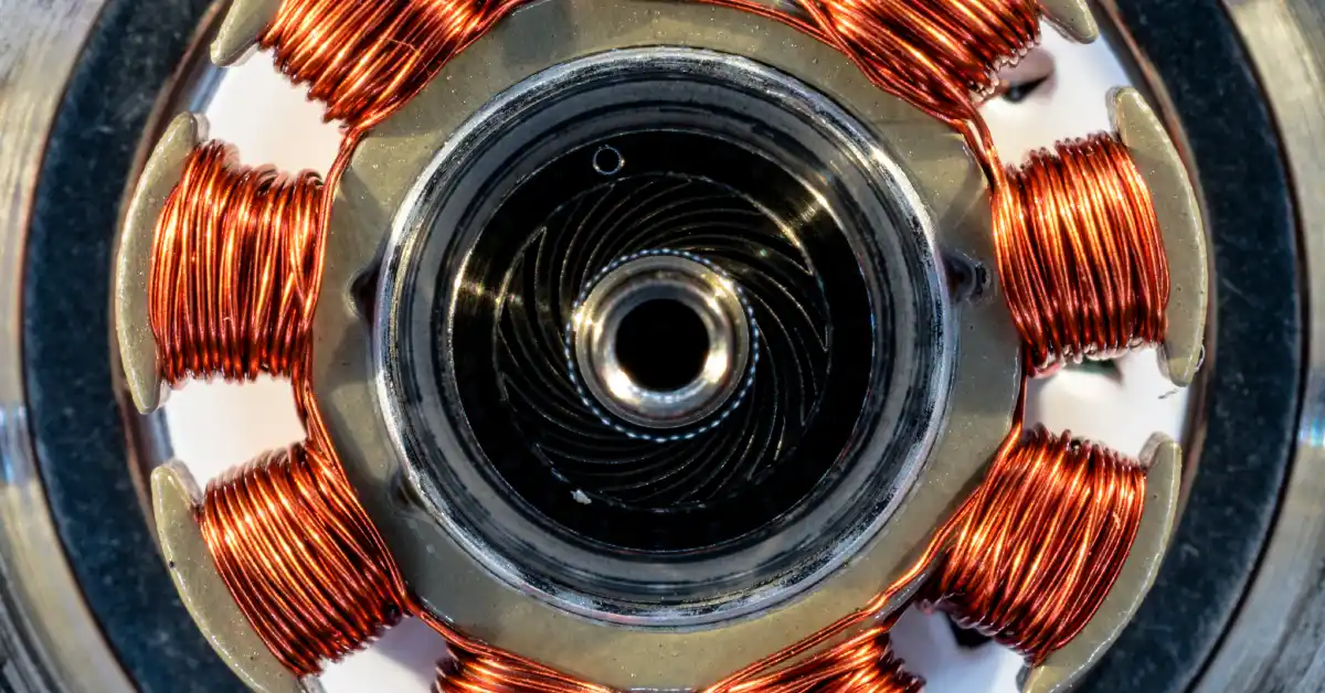 ¿Qué podría ser posible si incorporara nuestra experiencia avanzada en bobinado en su proceso desde el primer día? ¿Qué avance podría surgir de una verdadera asociación estratégica? Cuando se asocia con Odawara Automation, no solo accede a tecnología innovadora de bobinado; está aprovechando todo nuestro ecosistema de experiencia. Estamos listos para ayudarle a descubrir oportunidades.